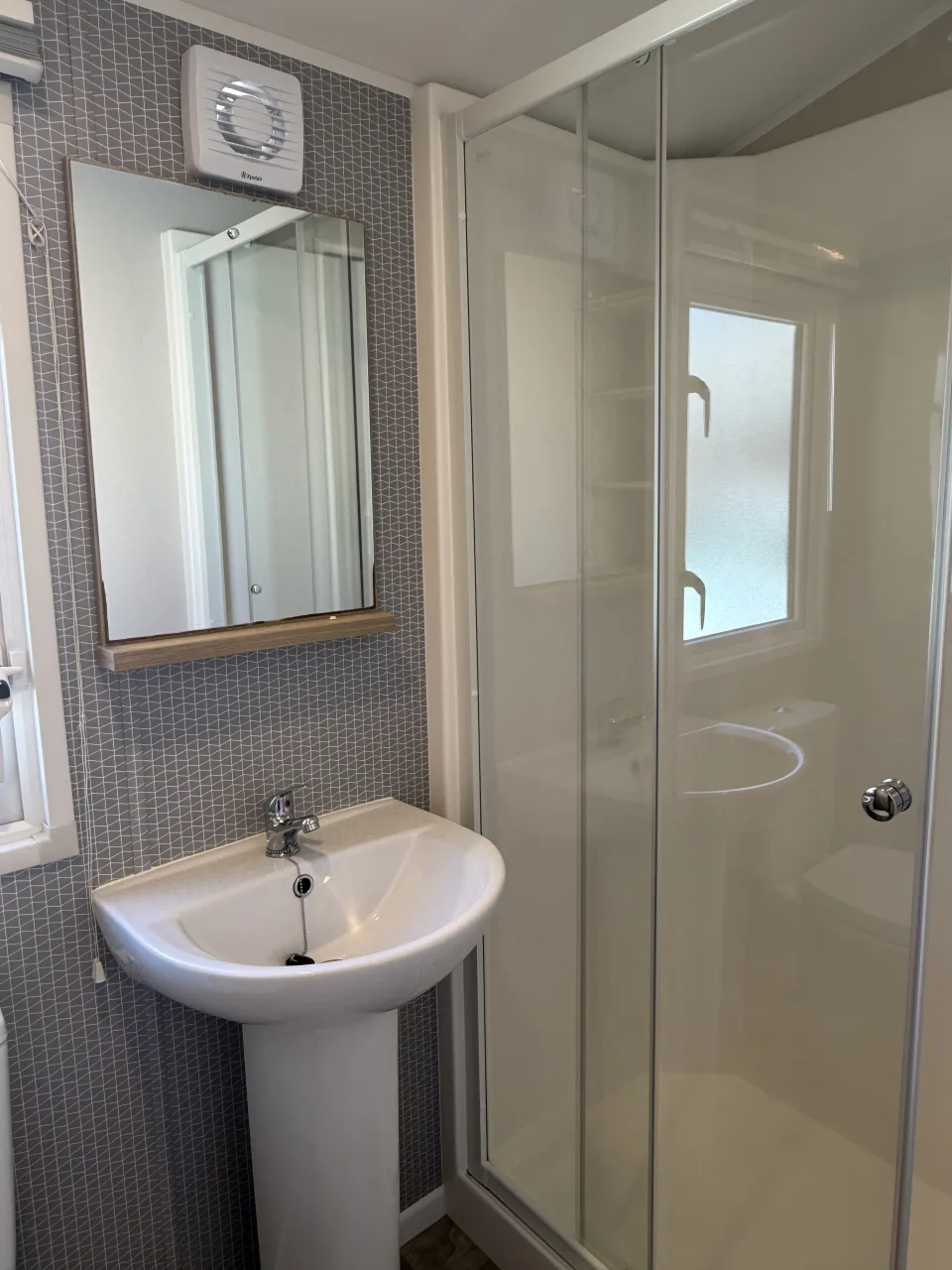 Platinum Caravan Bathroom